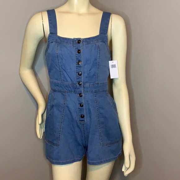 💛Derek Heart Denim Romper💛 - Picture 1 of 5